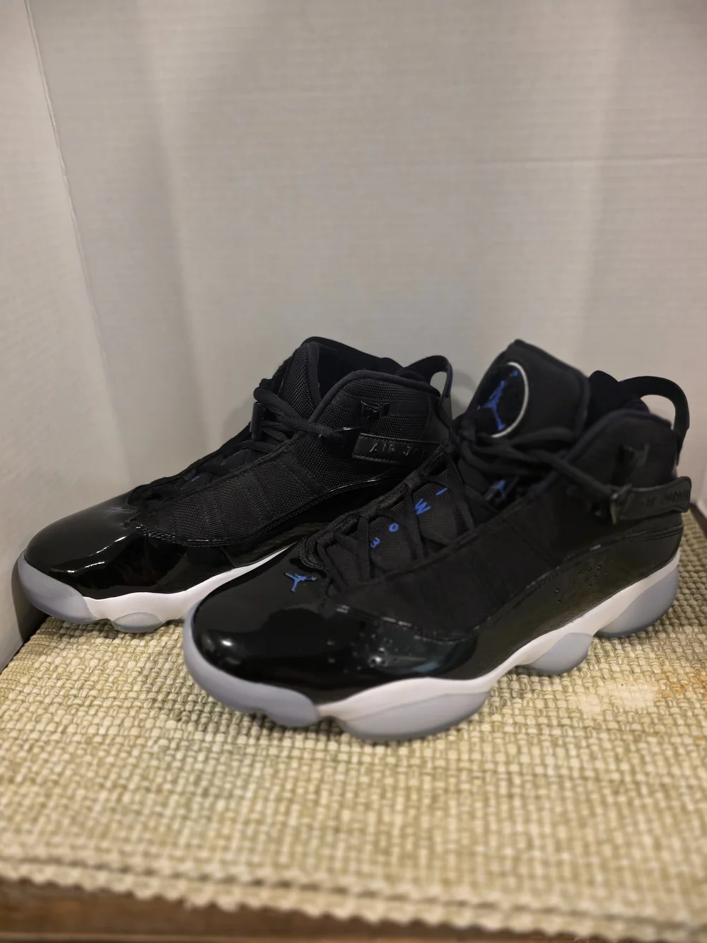 Air Jordan 6 Rings Black and True Blue Sneakers